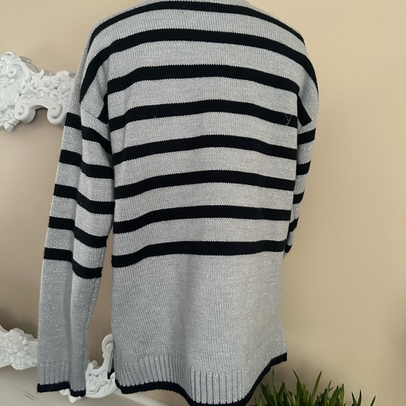 NWOT Karl Lagerfeld Paris Striped Mock Neck Sweater Size Small - Picture 7 of 8